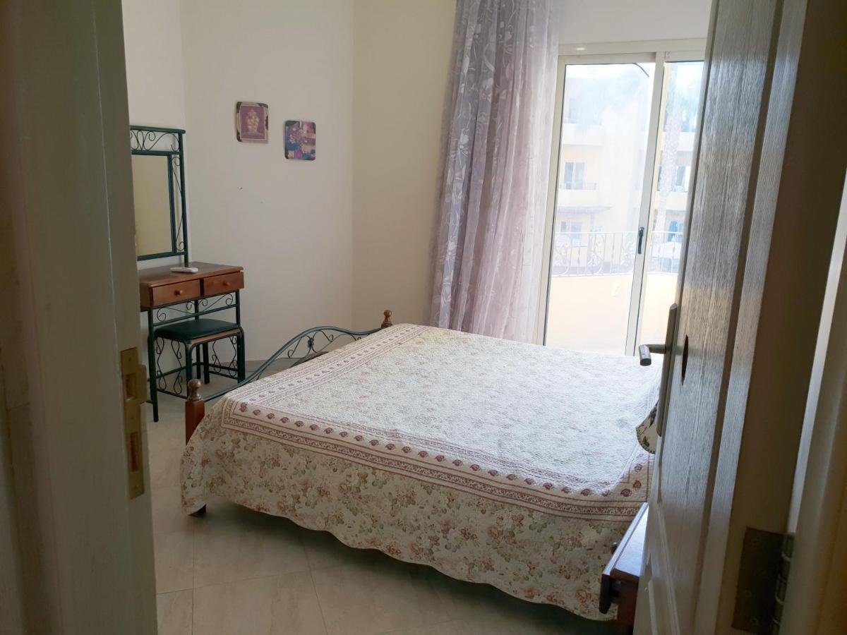 British Resort Pool View Apartments Хургада Екстериор снимка